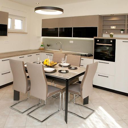 Apartment Nikoleto Zadar Eksteriør bilde