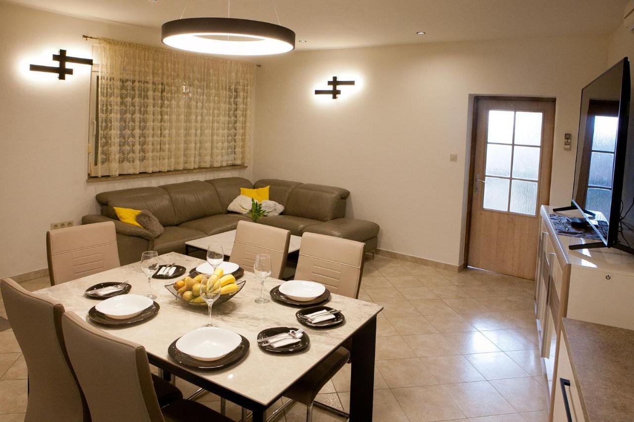 Apartment Nikoleto Zadar Eksteriør bilde